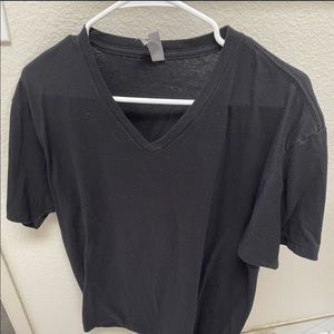 4 black v neck t shirts